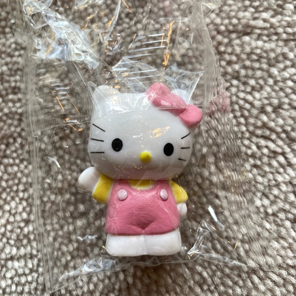 Hello Kitty and Friends Mini Figures lot - Picture 3 of 7